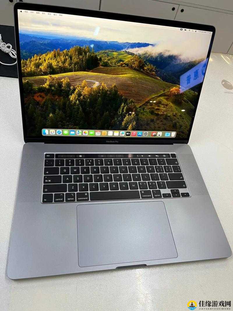 欧美 MacBook Pro 高清畅享无收费限制尽享极致体验